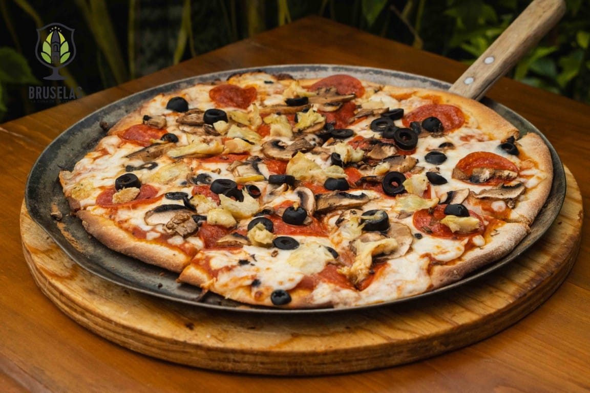 Pizza Cuatro Estaciones